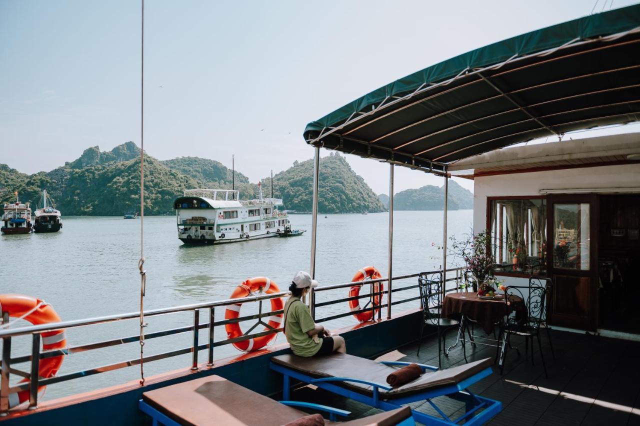 ホテル Cat Ba Bay Cruises Dong Khe Sau エクステリア 写真