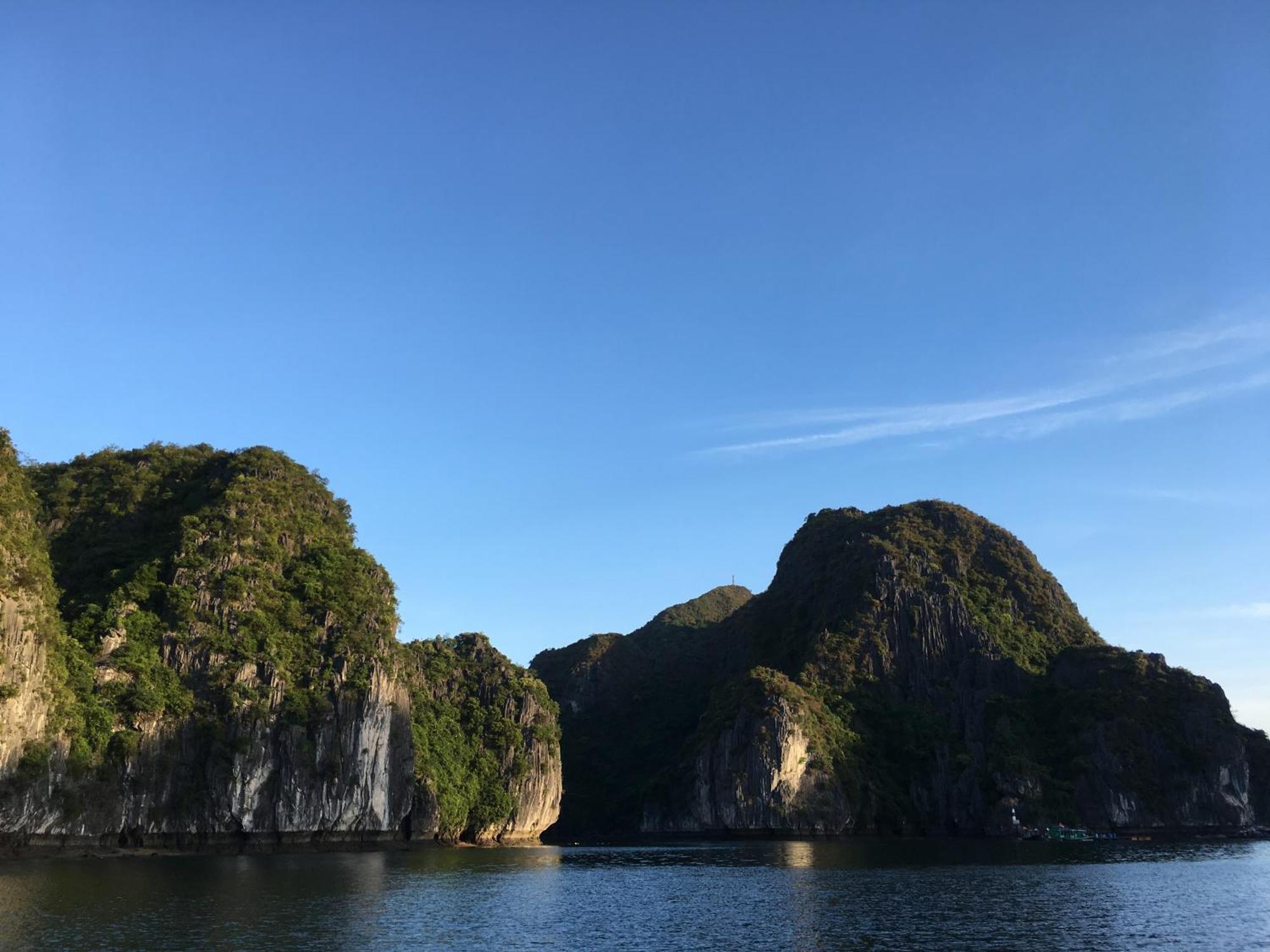 ホテル Cat Ba Bay Cruises Dong Khe Sau エクステリア 写真