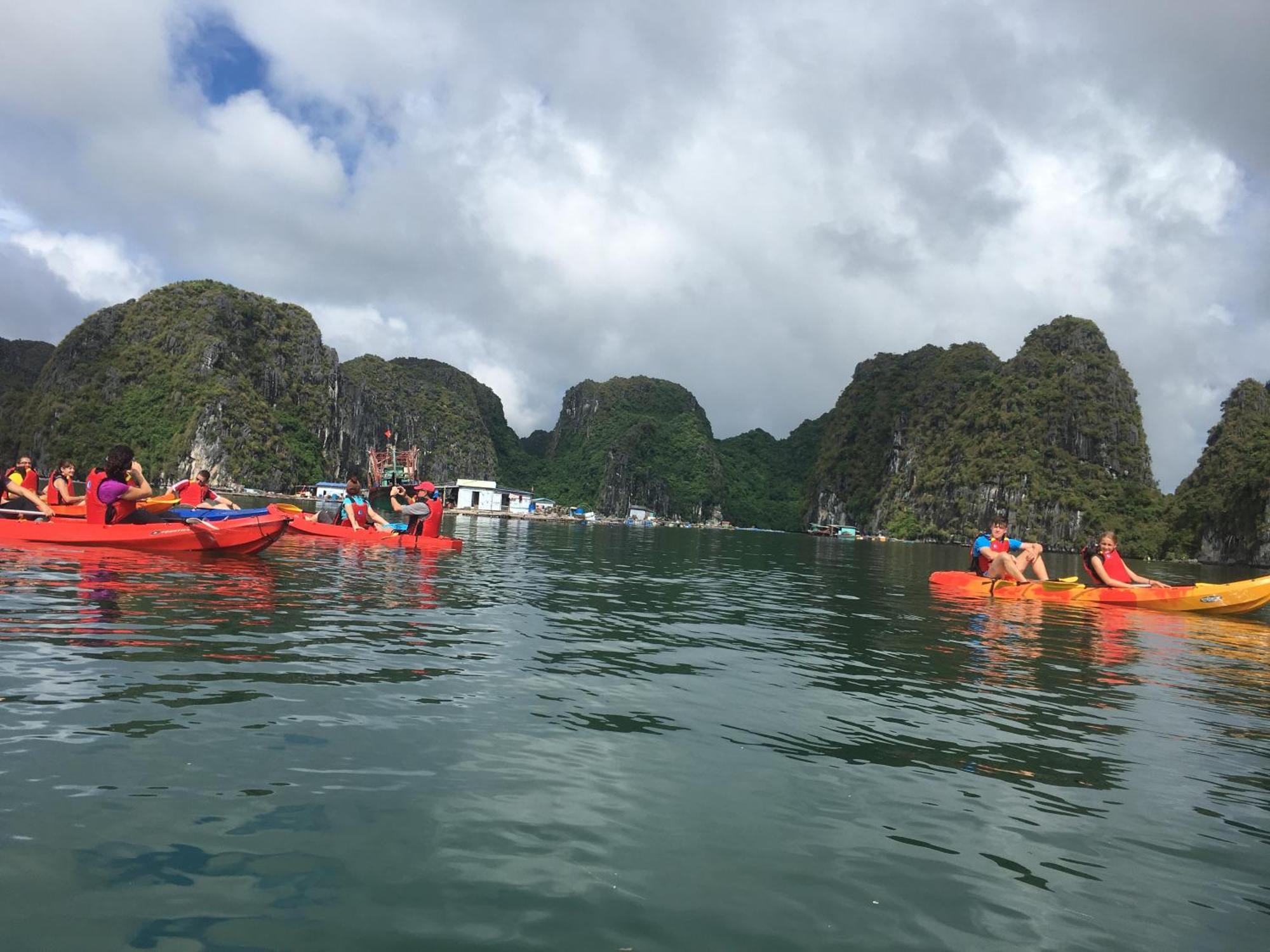 ホテル Cat Ba Bay Cruises Dong Khe Sau エクステリア 写真
